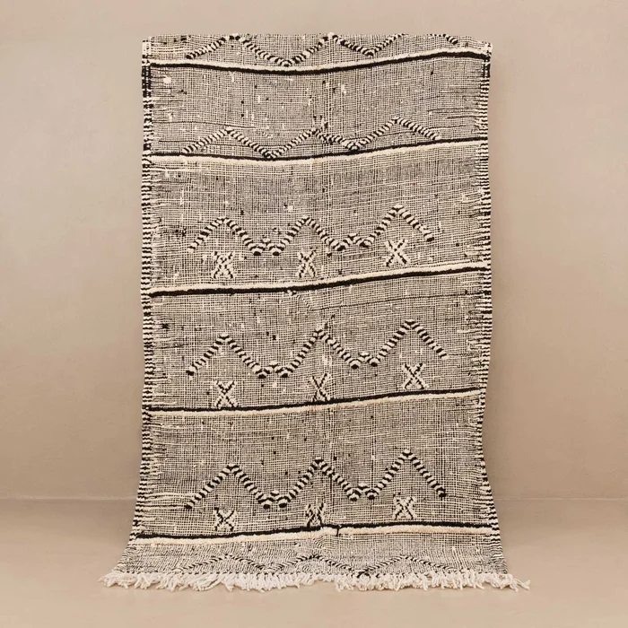 Agourai – taznakht kilim rug