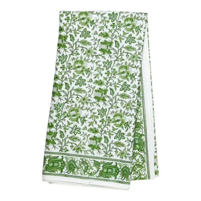 Aria 10-Seat Green Tablecloth