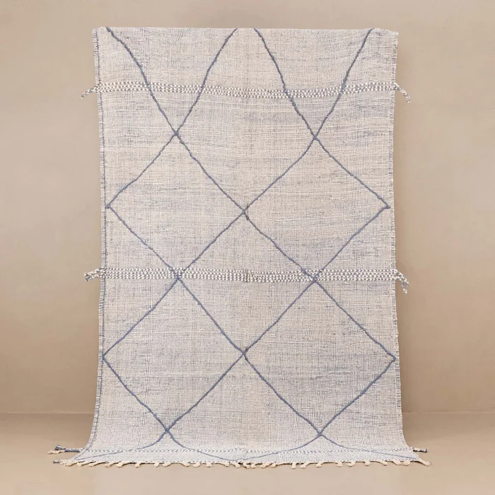 Azzam – taznakht kilim rug