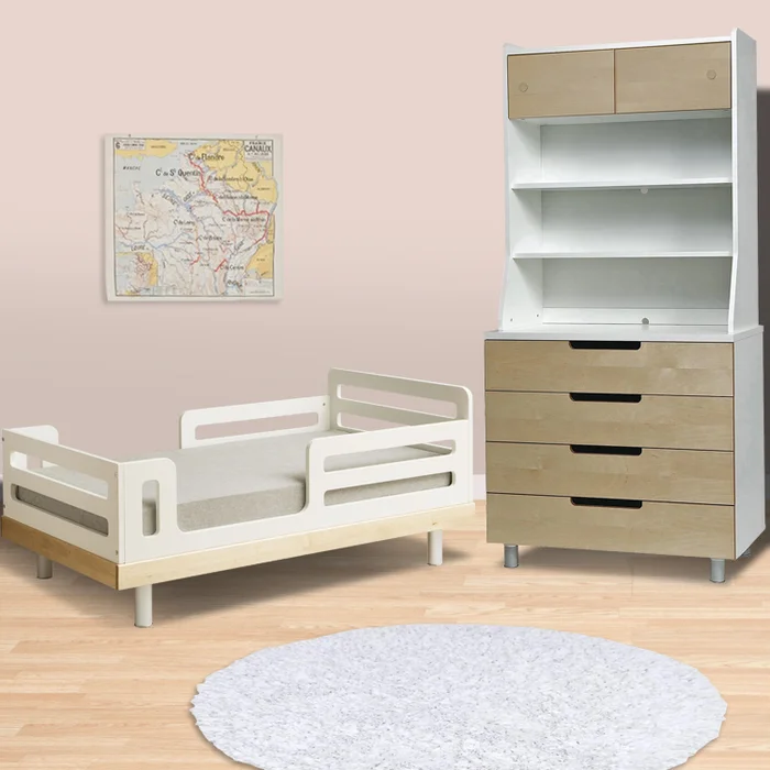 Classic Collection 3 Piece Bedroom Set – Toddler Bed, 4 Drawer Dresser & Hutch – Birch by Oeuf
