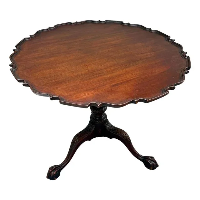 Early 20th Century Federal Style Mahogany Piecrust Birdcage Tilt-Top Table.