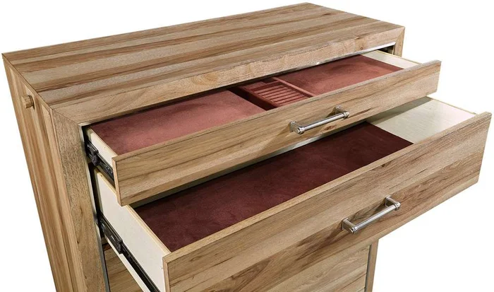 Emery Park – Paxton 6 Drawer Chest in Fawn Finish – I262-456