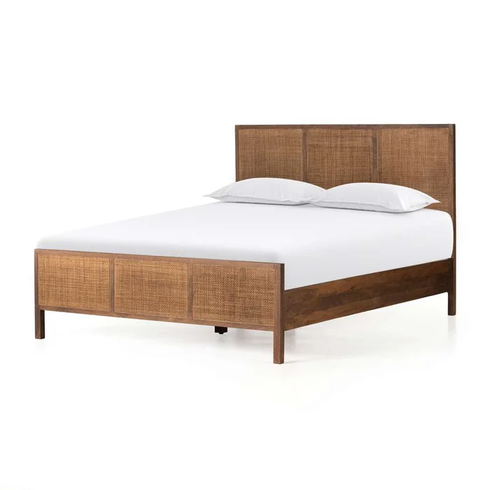 Four Hands – Sydney Bed – Brown Wash – Queen – 106686-008