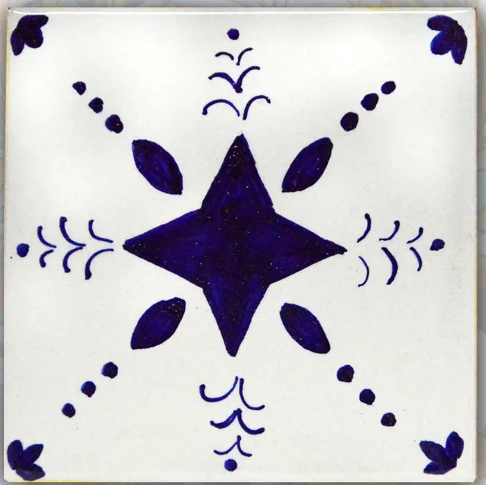 FRANCESCA NICCACCI: Deruta Vario Hand Painted Wall Tile