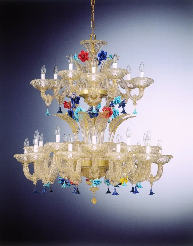 Gold Chandelier Murano”Fontana” On Two Floors With 20+10 Lights