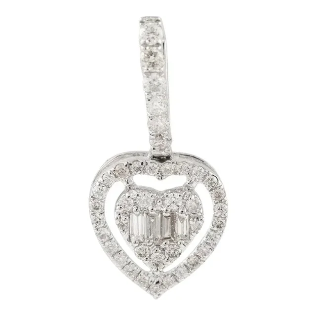 Heart Diamond Pendant in 18k White Gold