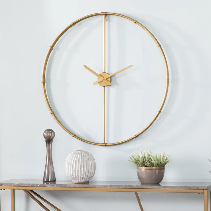 Large Metal Wall Clock – Simple Gold Decorative Round Hanging Timepiece – Sei