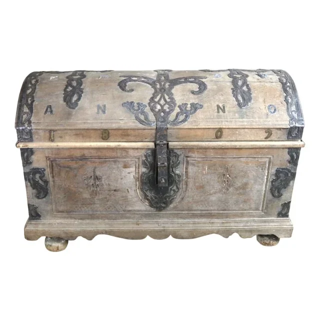 Large Oak Chest, 19th Century
