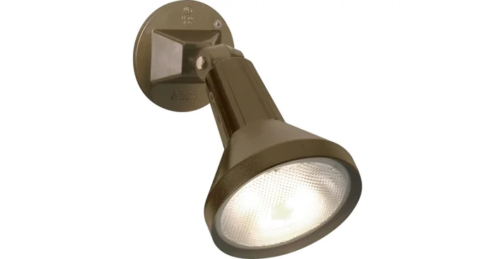 Nuvo Lighting 4-1/2″ Wide 1 Light Outdoor Flood Light