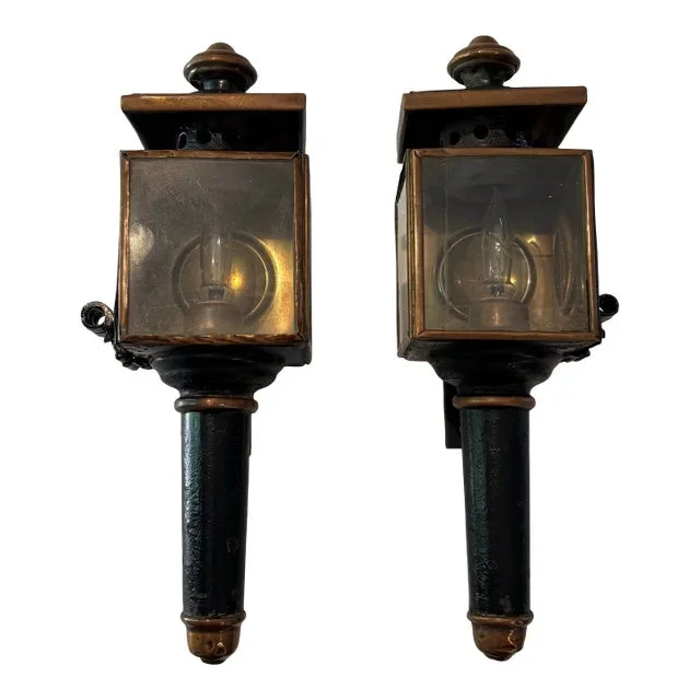 Pair of 2 Late 19th Century Small Carriage Lanterns