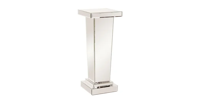 Roseto 15″ Glass End Table