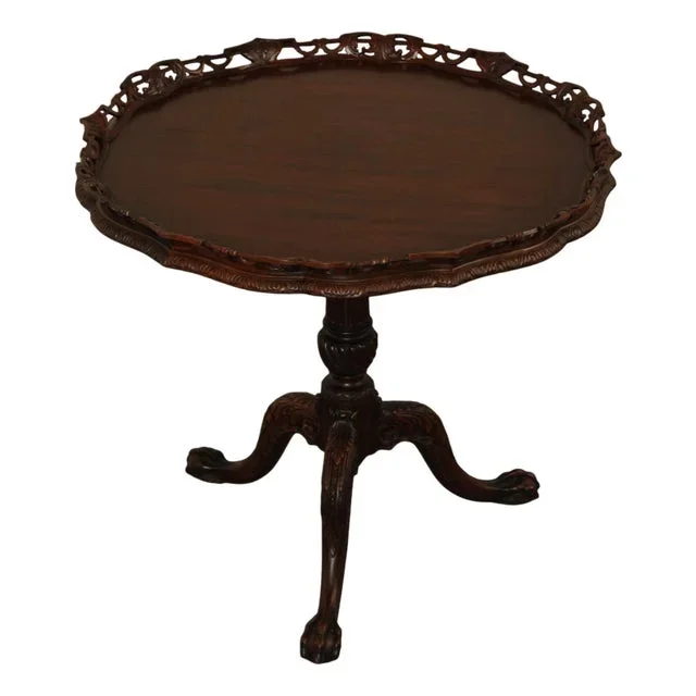 Schmieg and Kotzian Georgian Style Mahogany Pie Crust Table
