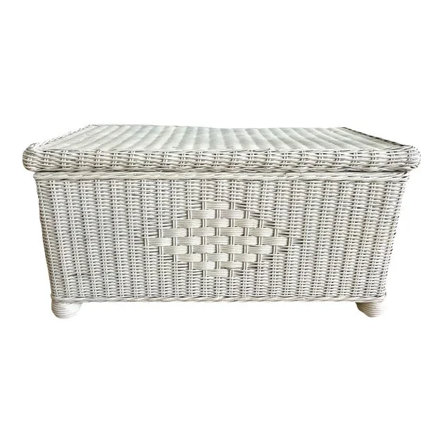 Vintage White Wicker Blanket Chest or Trunk, Lloyd Loom Style